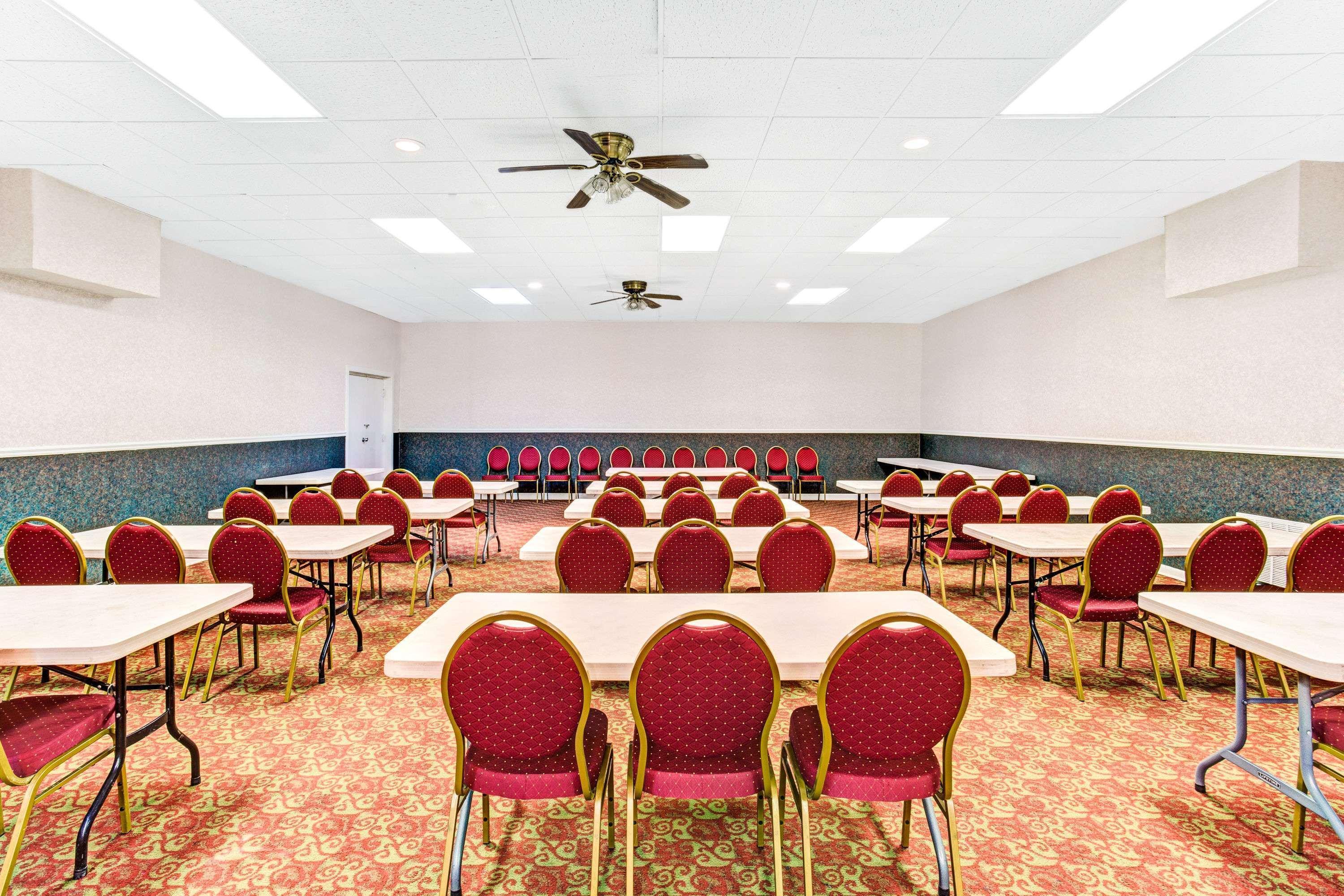 Ramada By Wyndham מורפריסבורו מראה חיצוני תמונה